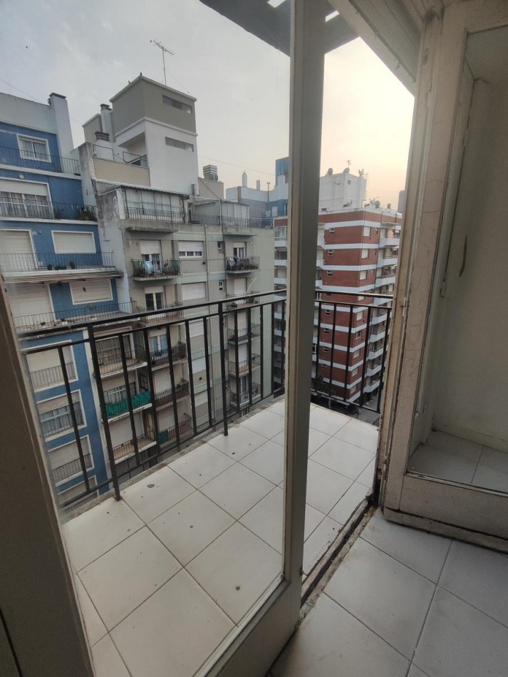 DEPARTAMENTO 2 AMBIENTES CON BALCON A LA CALLE ZONA GUEMES