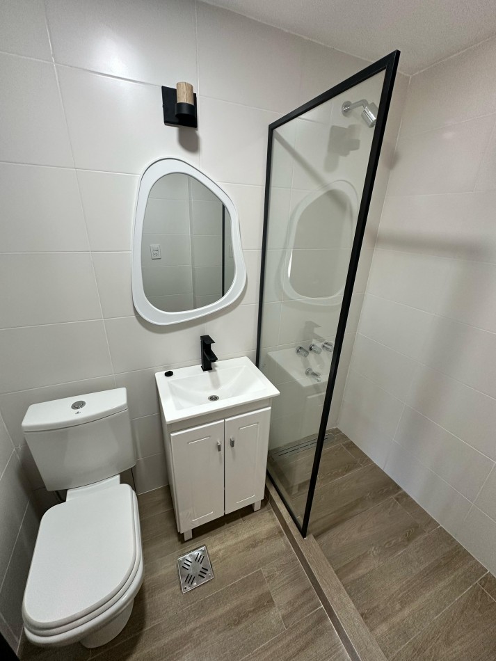 VENTA MONOAMBIENTE CON BALCON CORRIDO