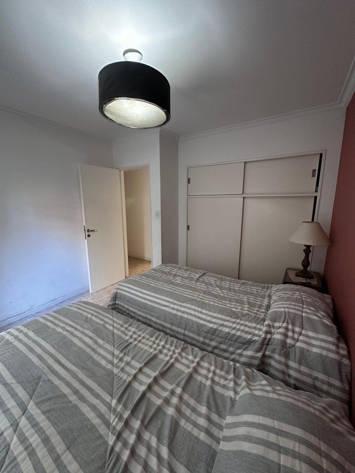 VENTA SEMIPISO 3 AMBIENTES CON BALCON CORRIDO