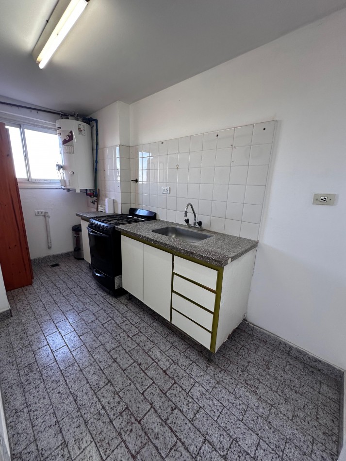 VENTA DEPARTAMENTO 3 AMBIENTES VISTA PARCIAL AL MAR