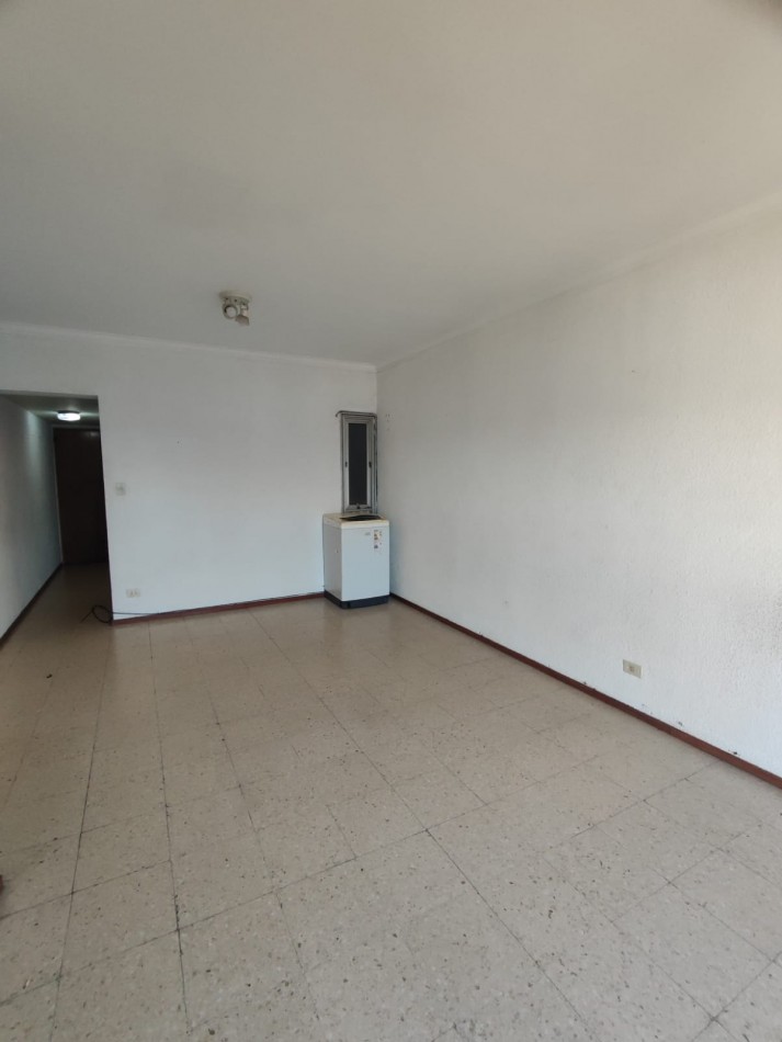 ALQUILER MONOAMBIENTE CON VISTA PARCIAL AL MAR