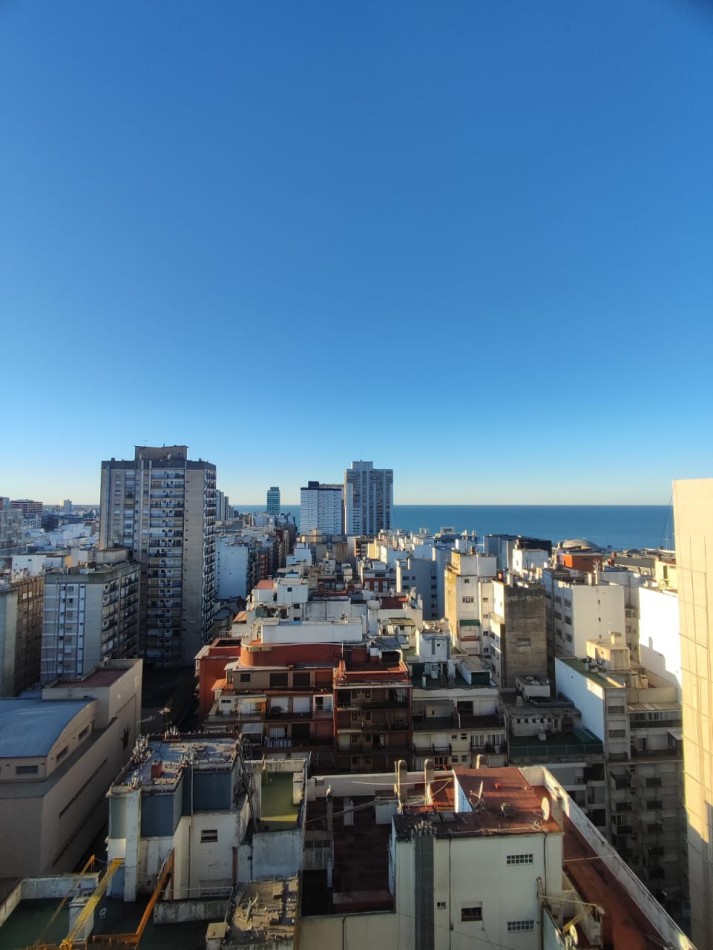 ALQUILER MONOAMBIENTE CON VISTA PARCIAL AL MAR