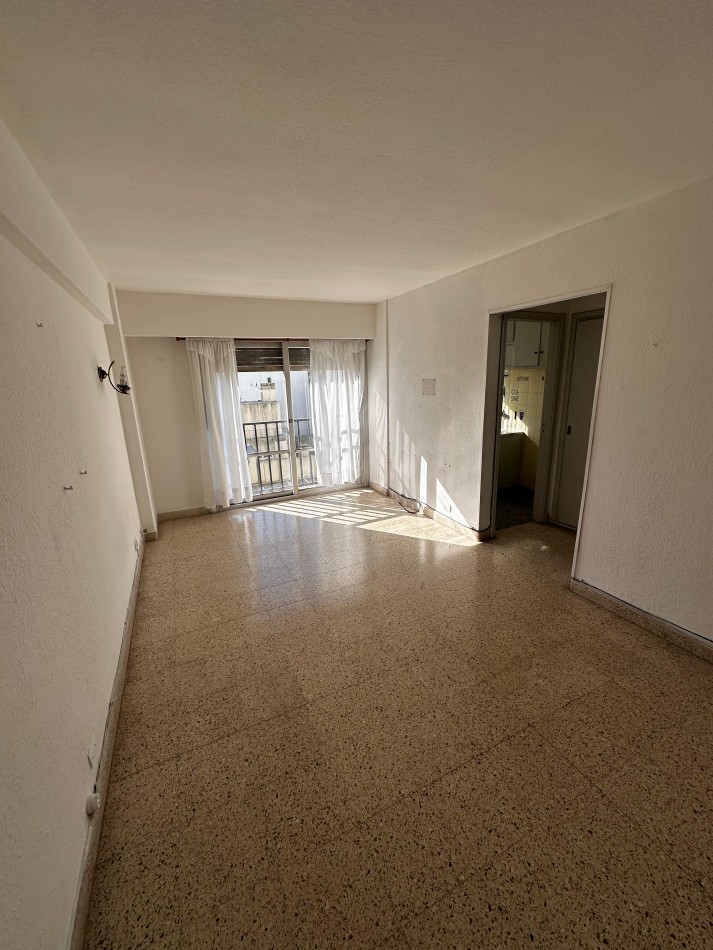 VENTA MONOAMBIENTE CON VISTA AL MAR PALACIO EDEN