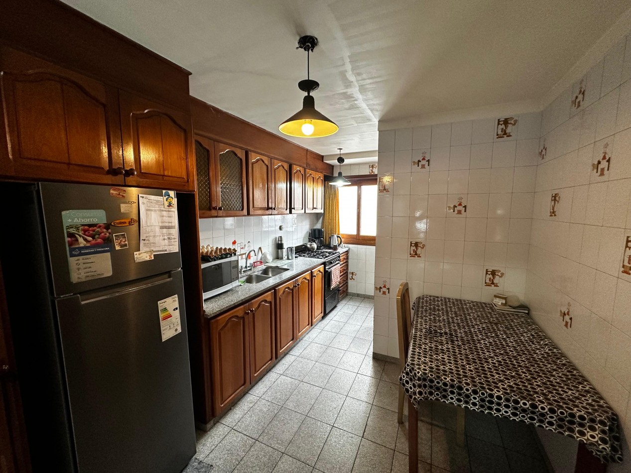 VENTA 3 AMBIENTES CON BALCON CORRIDO, PATIO Y QUINCHO