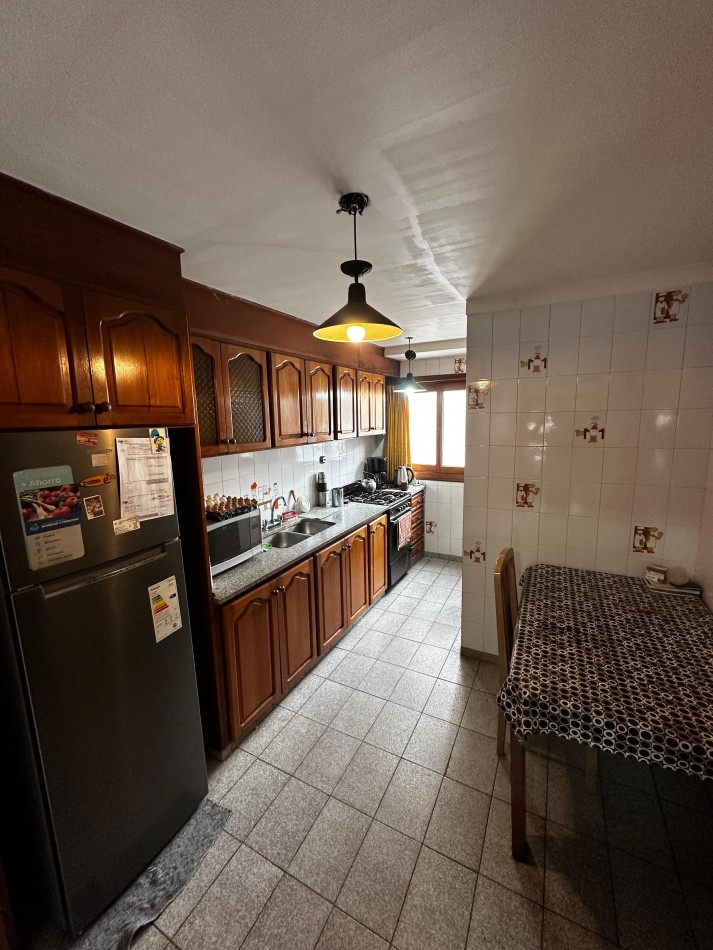 VENTA 3 AMBIENTES CON BALCON CORRIDO, PATIO Y QUINCHO