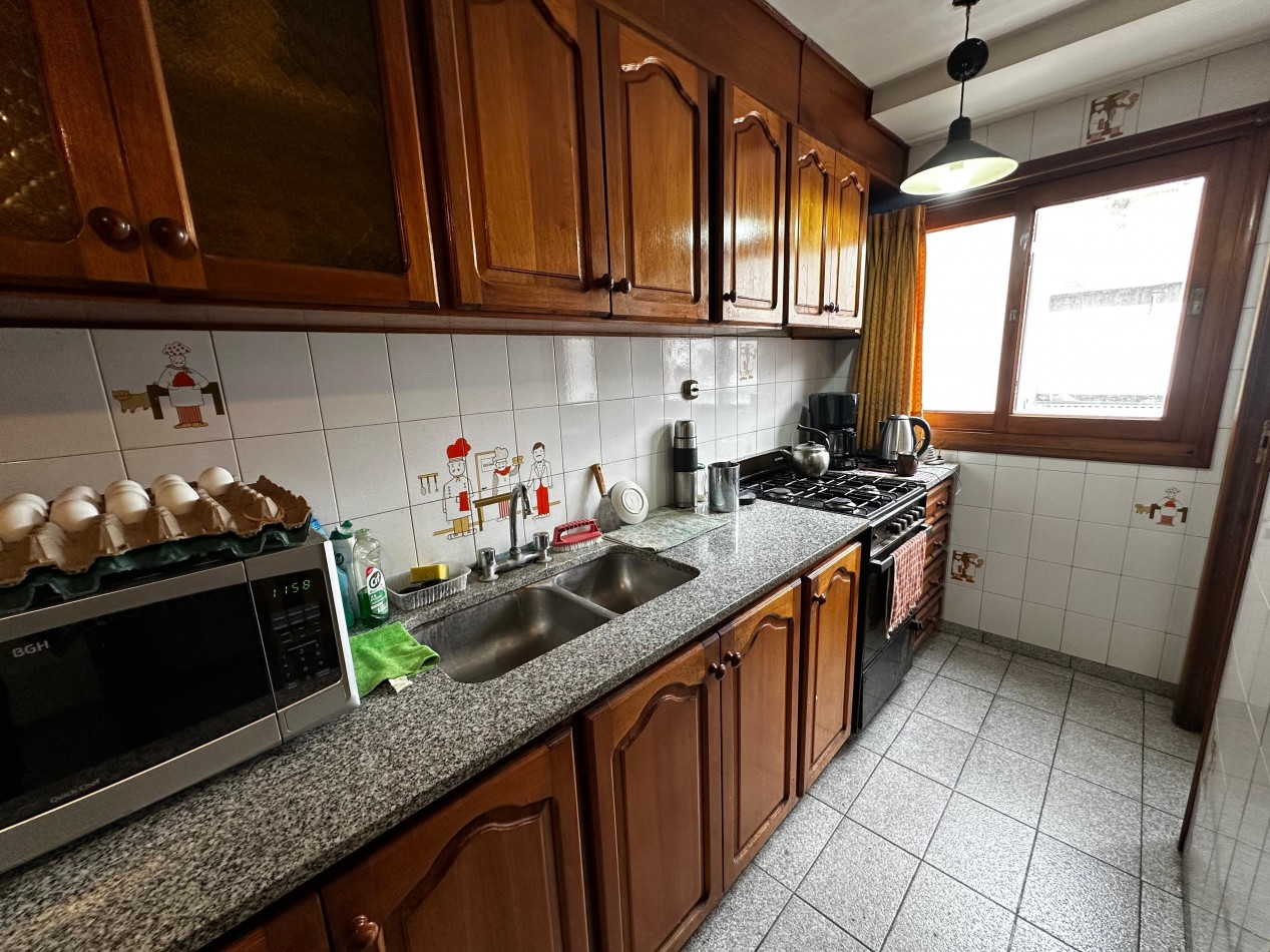 VENTA 3 AMBIENTES CON BALCON CORRIDO, PATIO Y QUINCHO