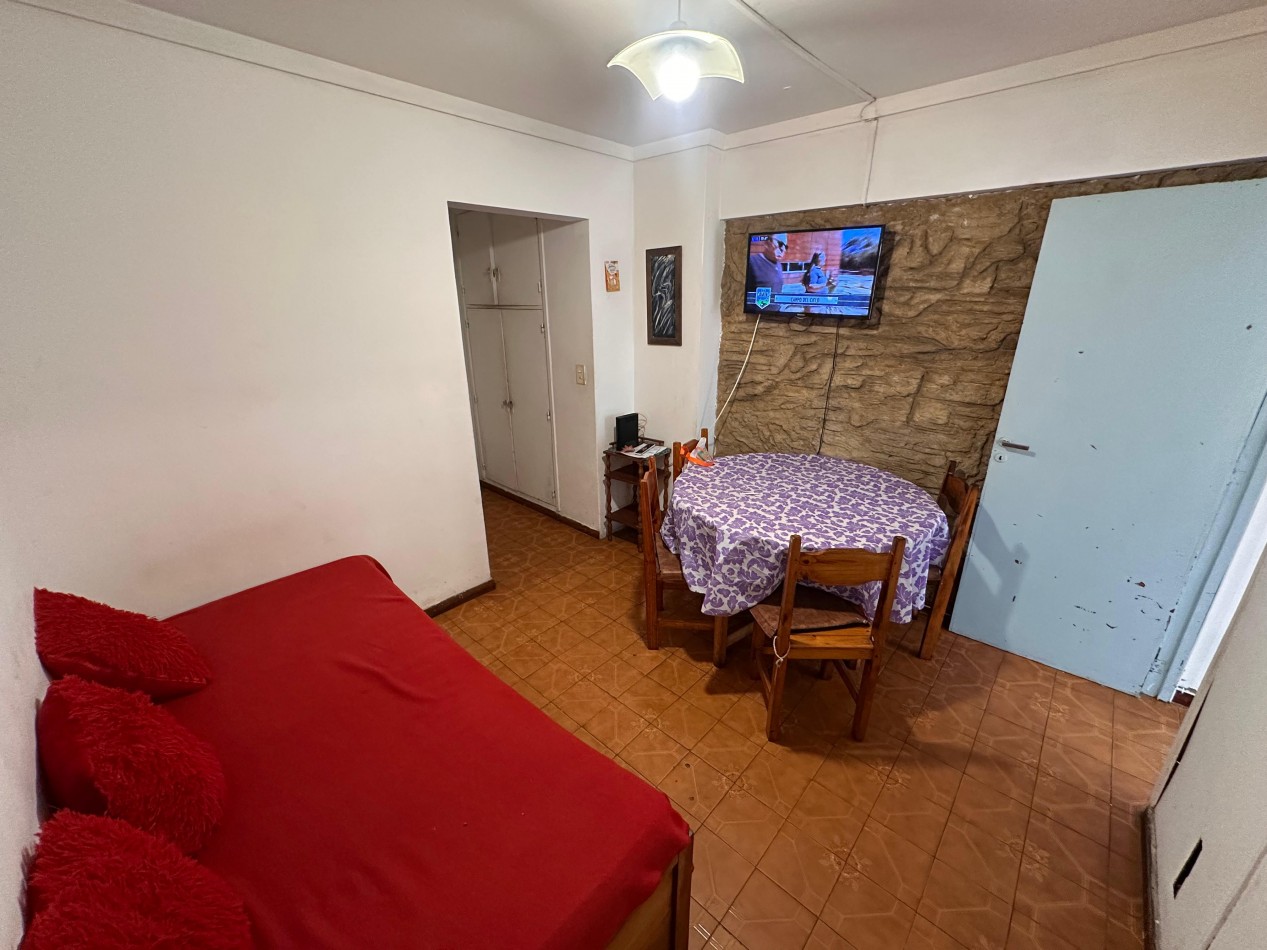 DEPARTAMENTO 1 AMBIENTE Y MEDIO CON PATIO
