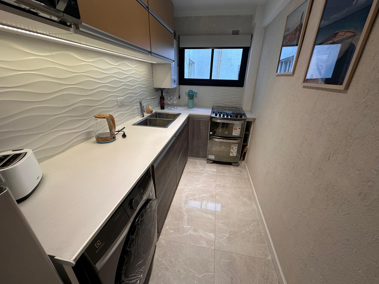 VENTA HERMOSO DEPARTAMENTO 3 AMBIENTES RECICLADO A NUEVO