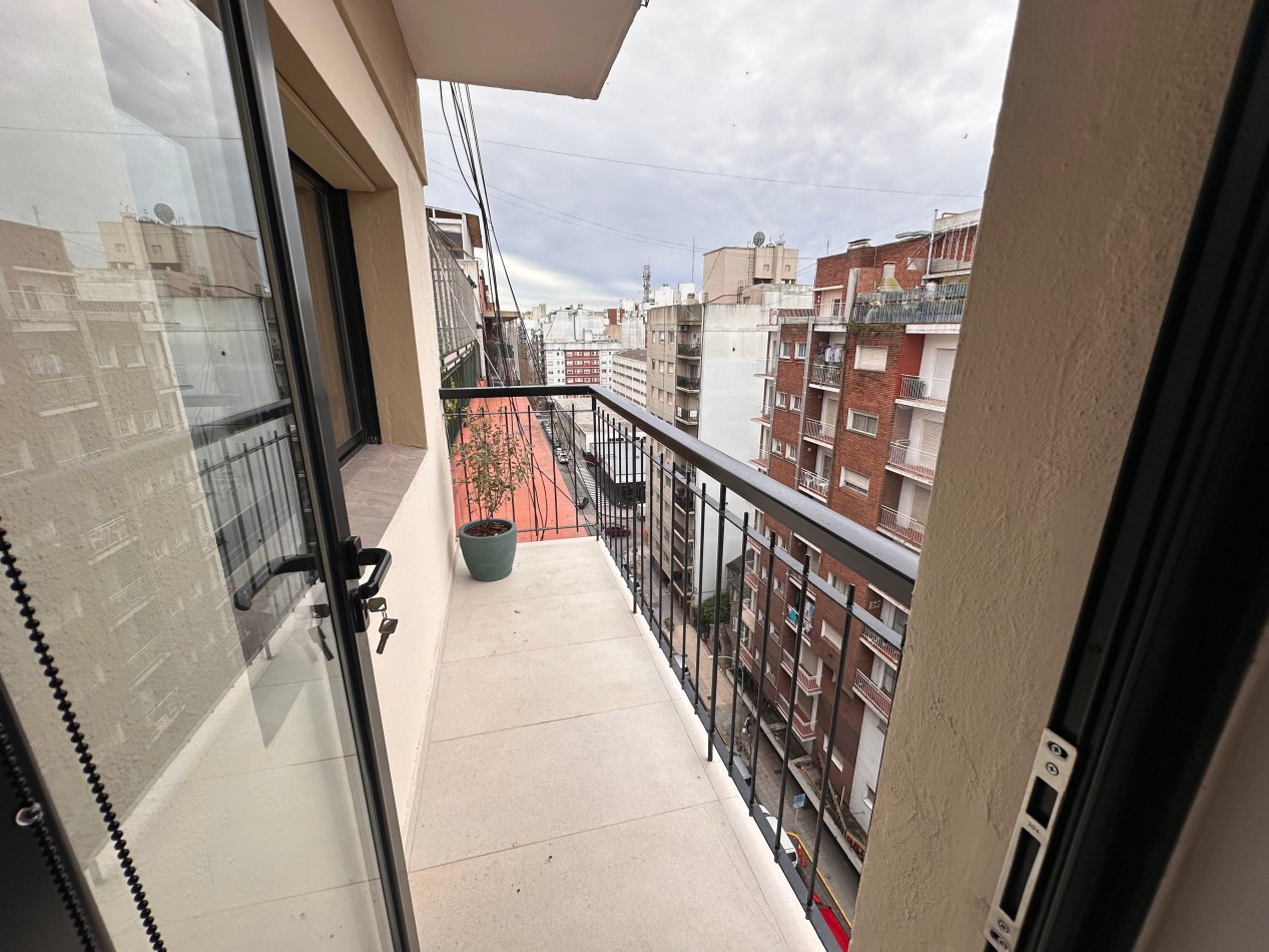 VENTA HERMOSO DEPARTAMENTO 3 AMBIENTES RECICLADO A NUEVO