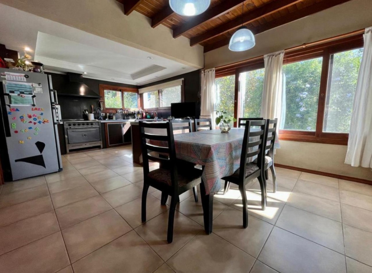 ALQUILER CASA 6 AMBIENTES EN RUMENCO