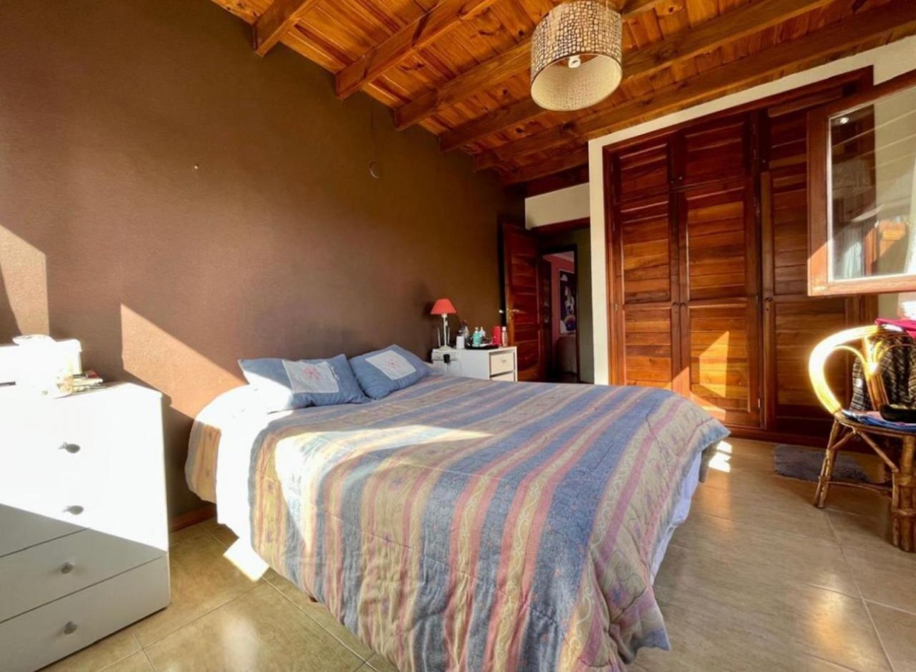 ALQUILER CASA 6 AMBIENTES EN RUMENCO