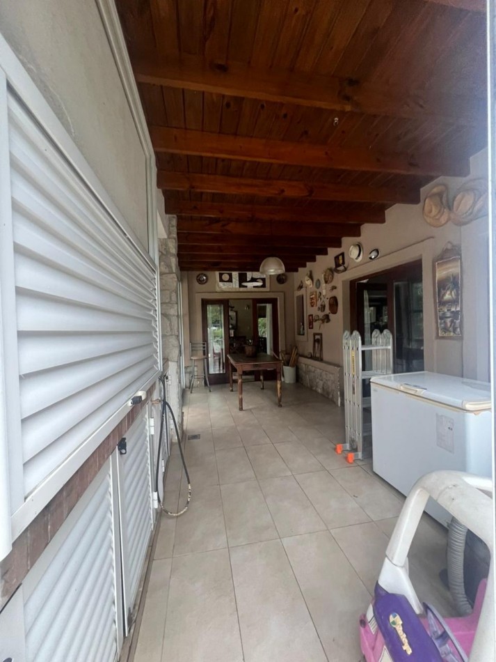 ALQUILER CASA 6 AMBIENTES EN RUMENCO