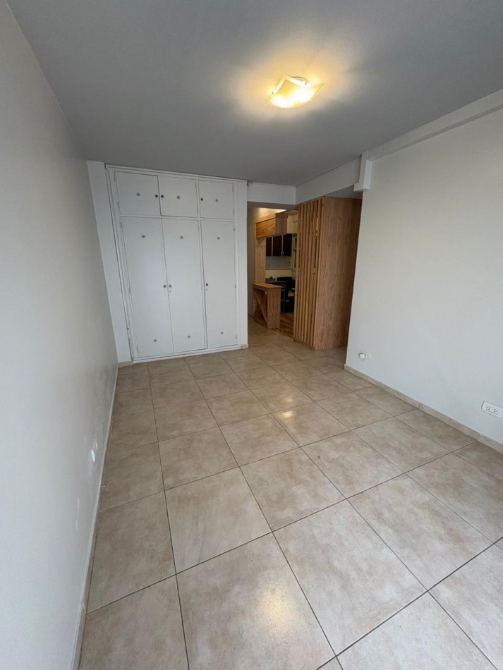 VENTA DEPARTAMENTO 2 AMBIENTES CON BALCON ZONA CENTRO