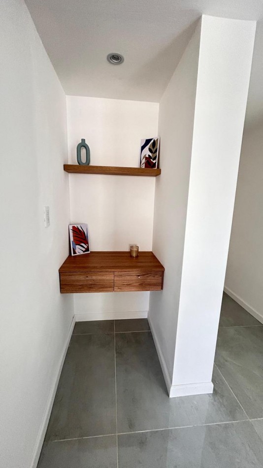 DEPARTAMENTO 3 AMBIENTES AL FRENTE CON BALCON