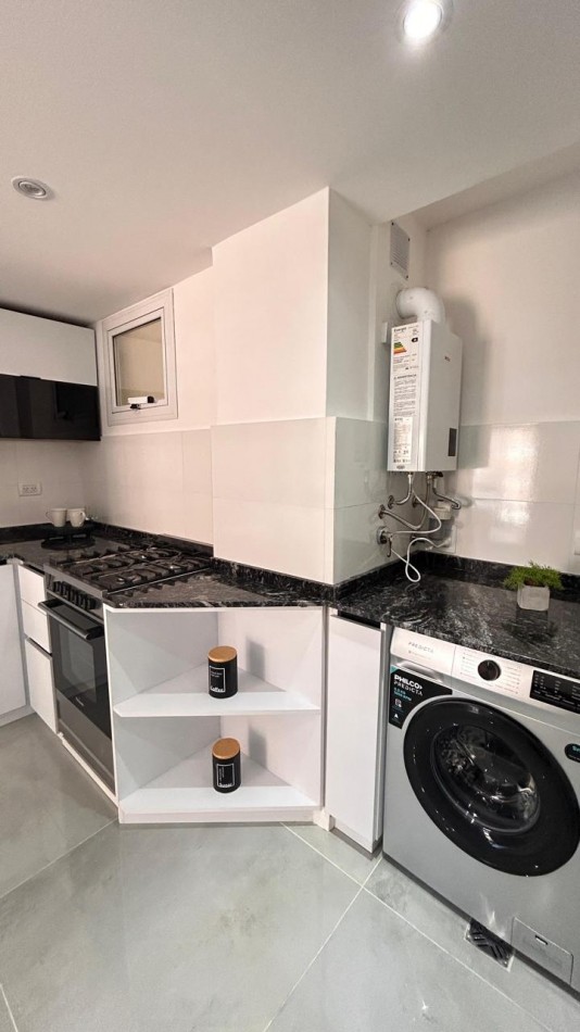 DEPARTAMENTO 3 AMBIENTES AL FRENTE CON BALCON