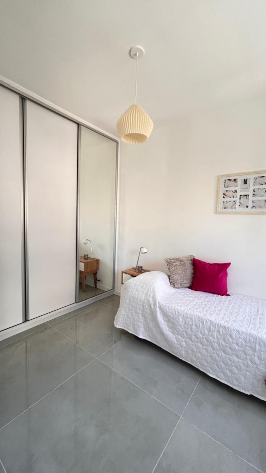 DEPARTAMENTO 3 AMBIENTES AL FRENTE CON BALCON