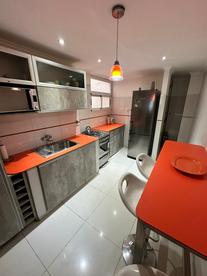 VENTA DEPARTAMENTO 3 AMBIENTES CON BALCON Y VISTA PARCIAL AL MAR