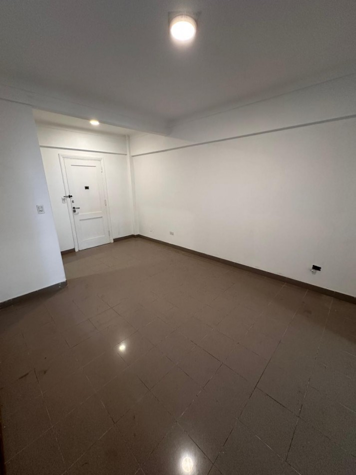 ALQUILER DEPTO 3 AMBIENTES CON DEPENDENCIA ZONA GUEMES