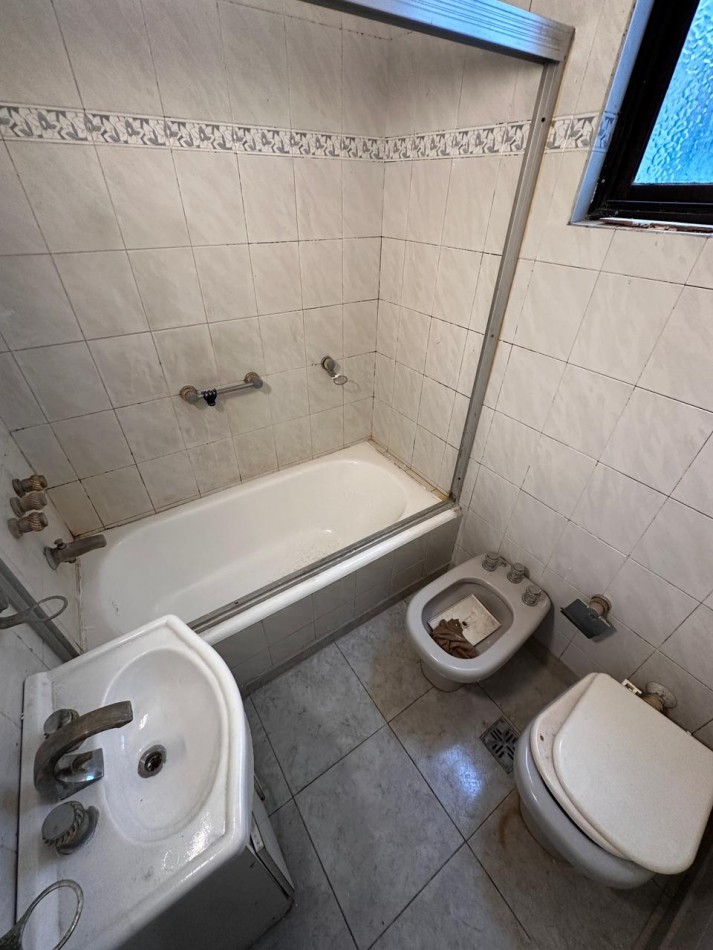 ALQUILER DEPTO 3 AMBIENTES CON DEPENDENCIA ZONA GUEMES