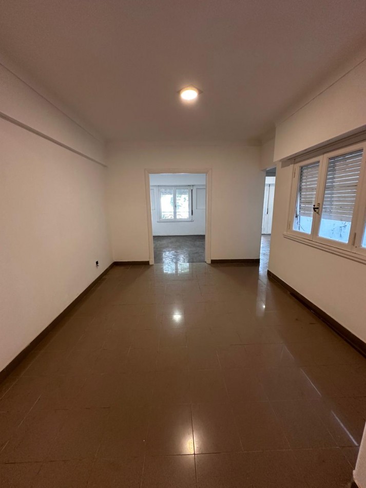 ALQUILER DEPTO 3 AMBIENTES CON DEPENDENCIA ZONA GUEMES