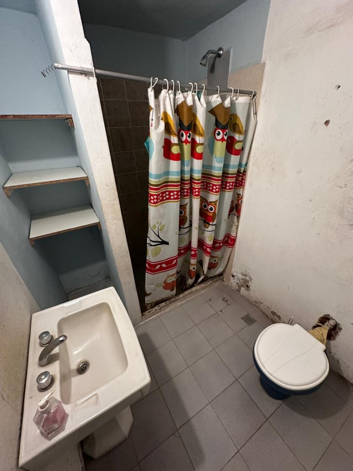 VENTA CASA 3 AMBIENTES CON PARQUE