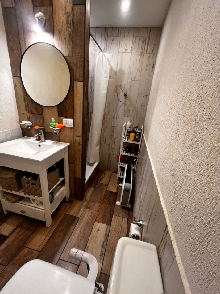 VENTA CASA 4 AMBIENTES + DEPARTAMENTO