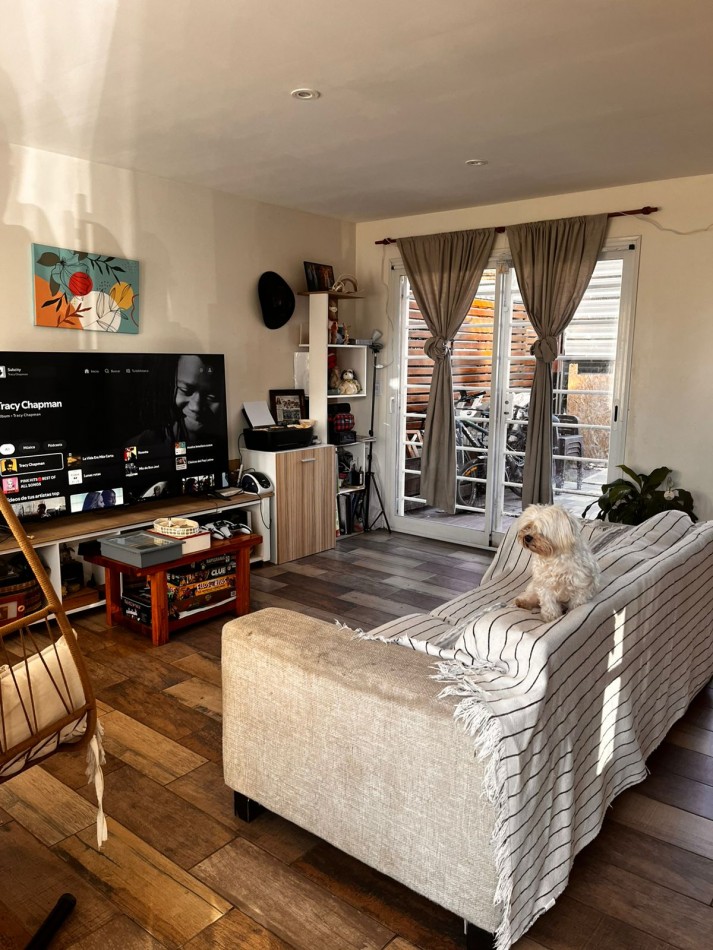 VENTA CASA 4 AMBIENTES + DEPARTAMENTO