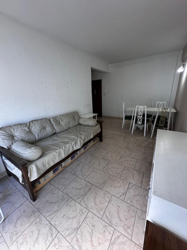 DEPARTAMENTO 2 AMBIENTES CON BALCON CONTRA FRENTE