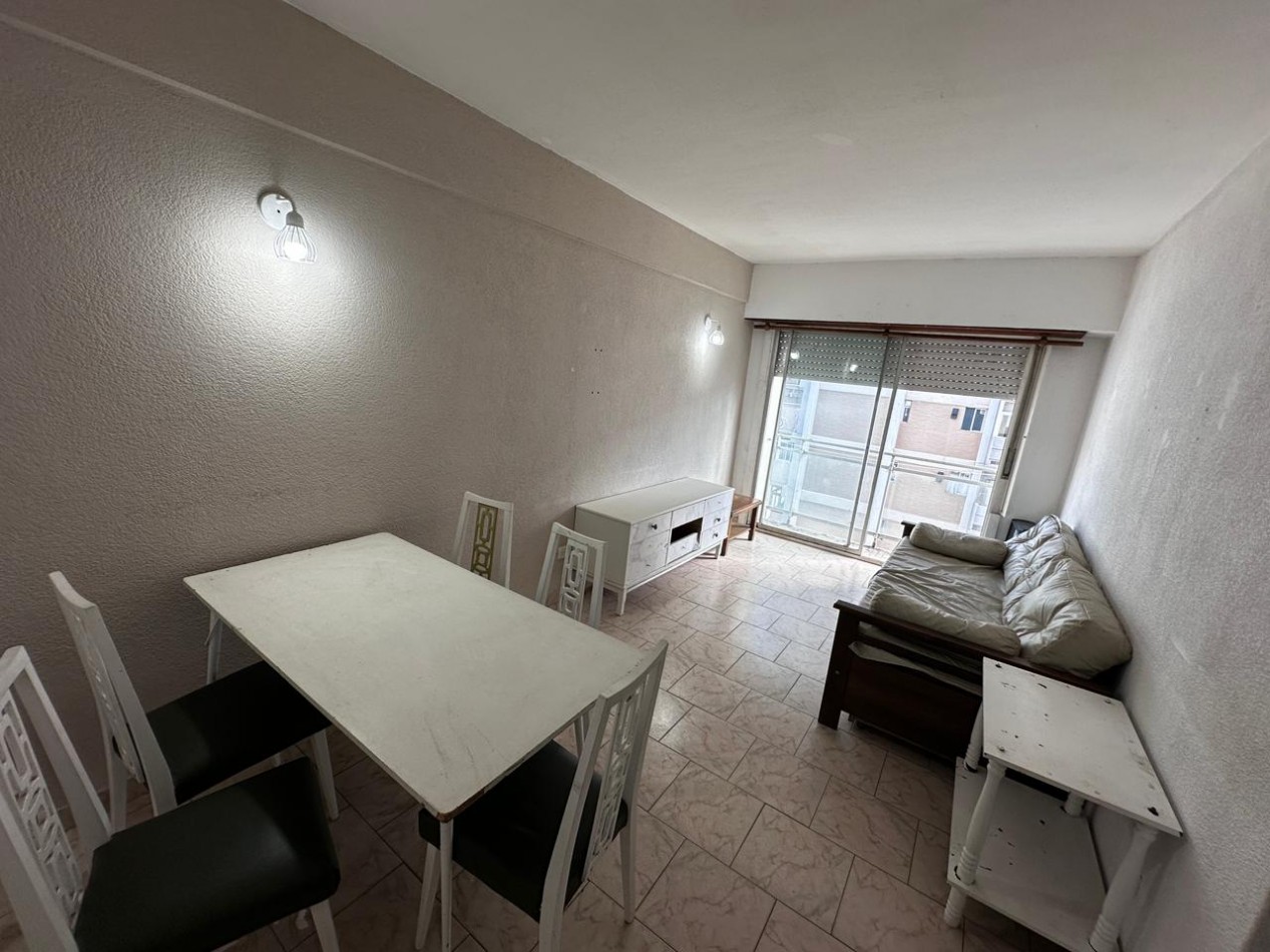 DEPARTAMENTO 2 AMBIENTES CON BALCON CONTRA FRENTE