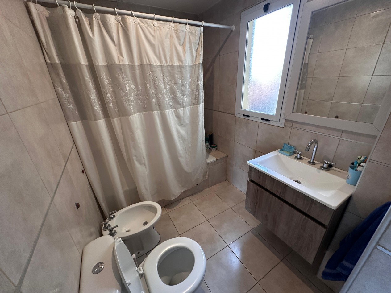 DEPARAMENTO 2 AMBIENTES CON BALCON AL FRENTE ZONA MOGOTES