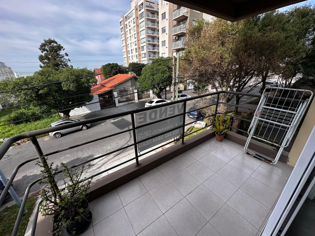 DEPARAMENTO 2 AMBIENTES CON BALCON AL FRENTE ZONA MOGOTES