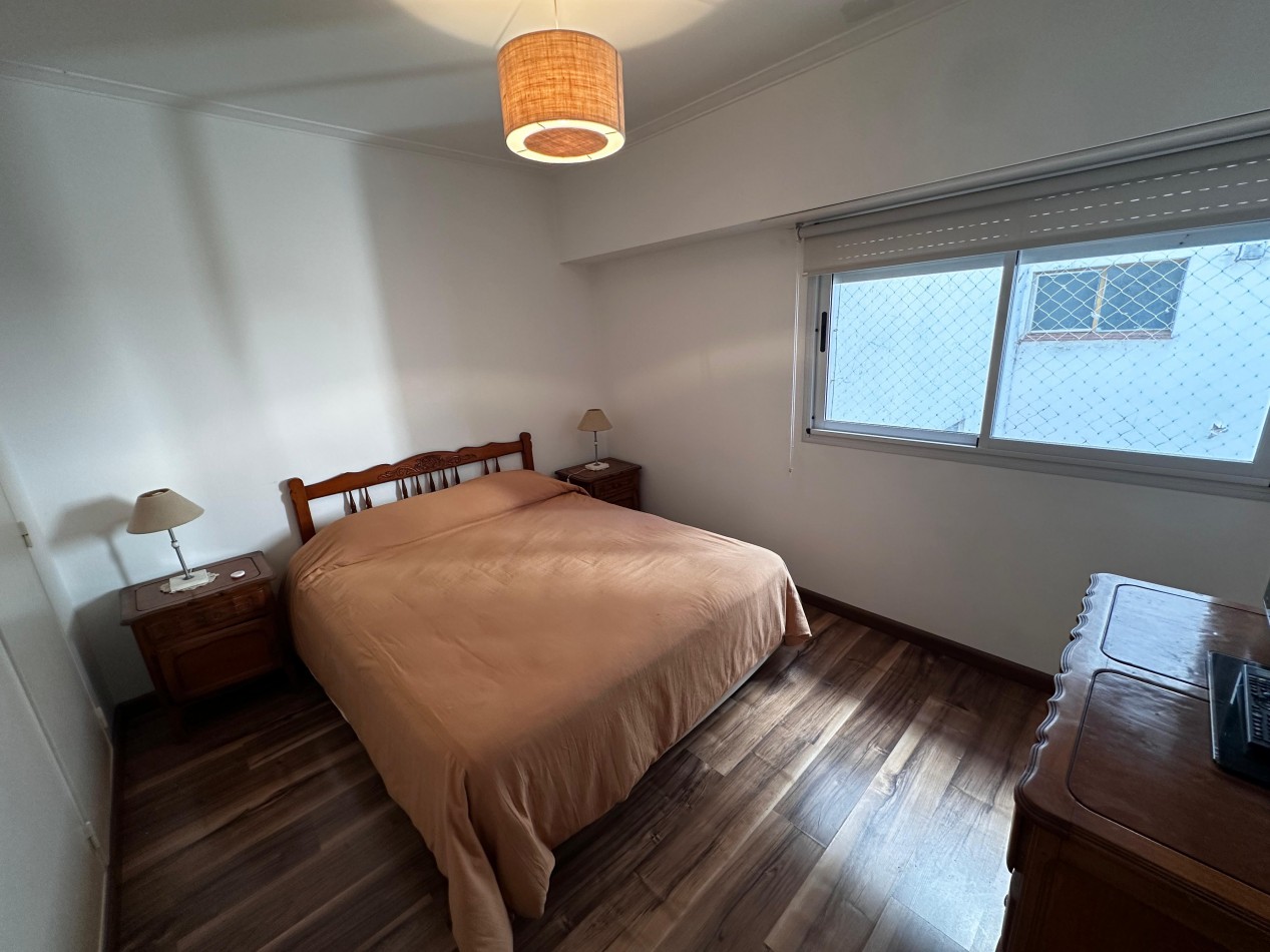 DEPARTAMENTO 3 AMBIENTES CON BALCON AL FRENTE ZONA LA PERLA