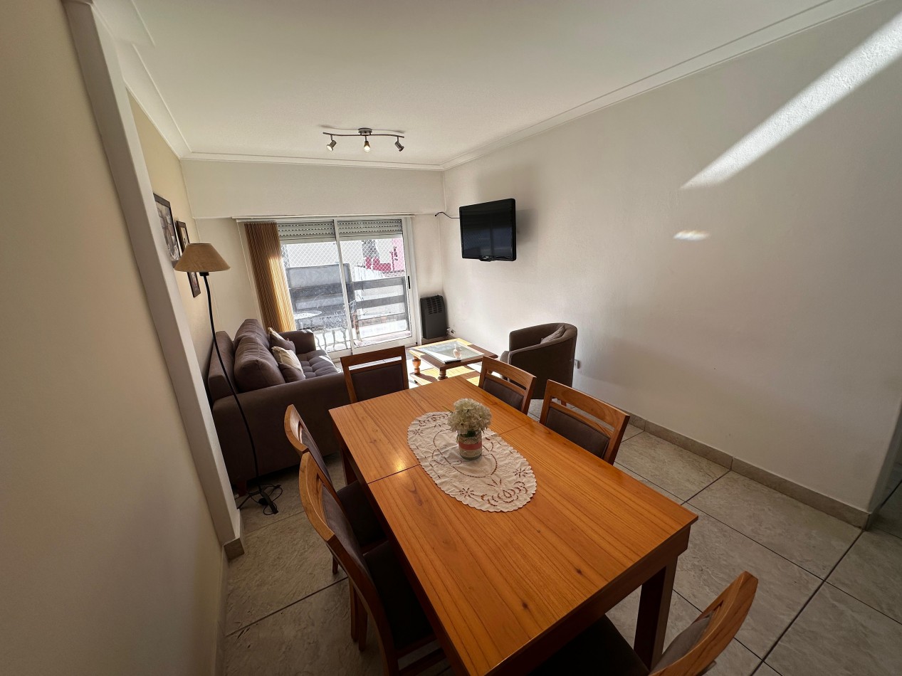 DEPARTAMENTO 3 AMBIENTES CON BALCON AL FRENTE ZONA LA PERLA