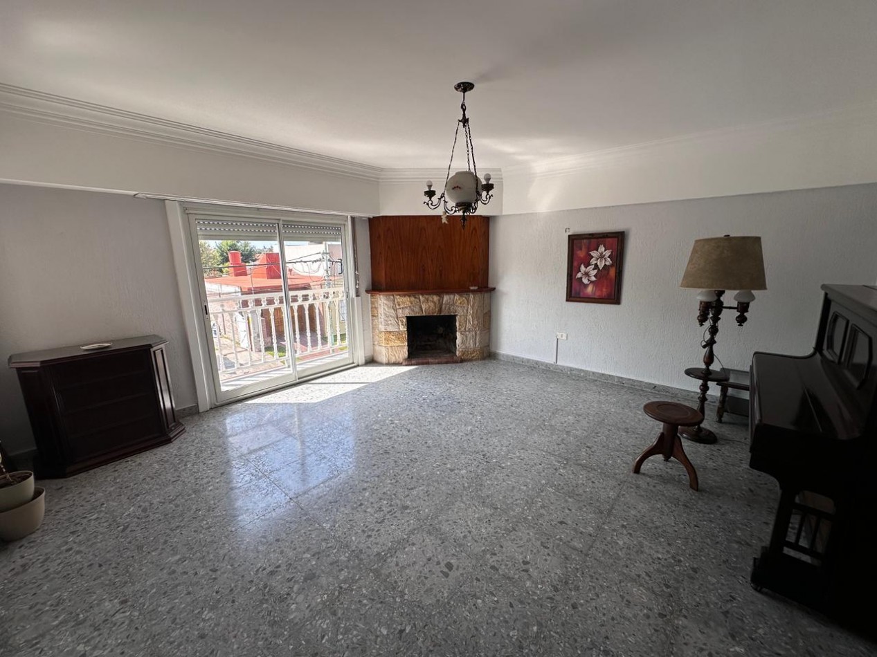 ALQUILER PH 5 AMBIENTES BARRIO SAN CARLOS