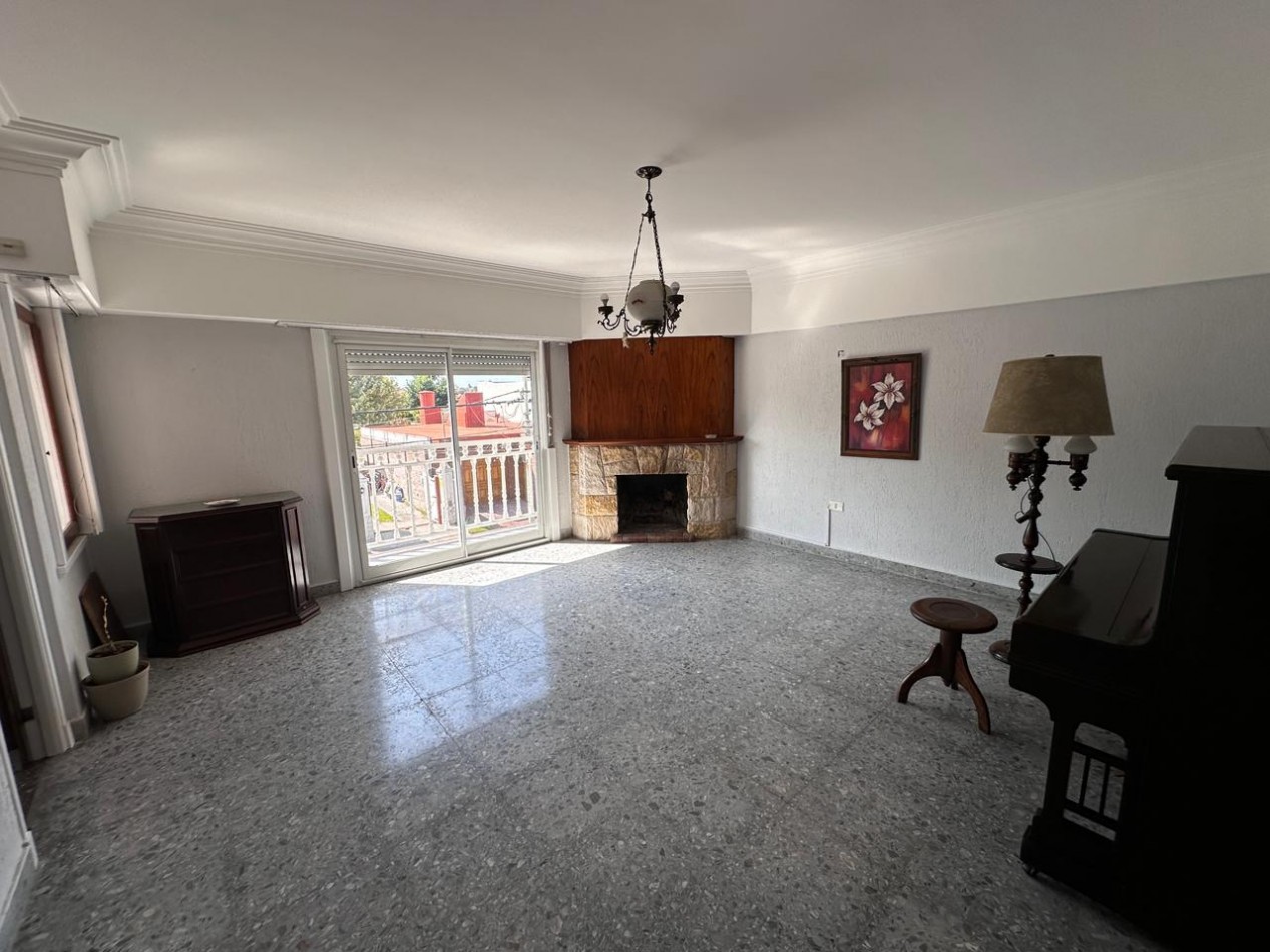 ALQUILER PH 5 AMBIENTES BARRIO SAN CARLOS