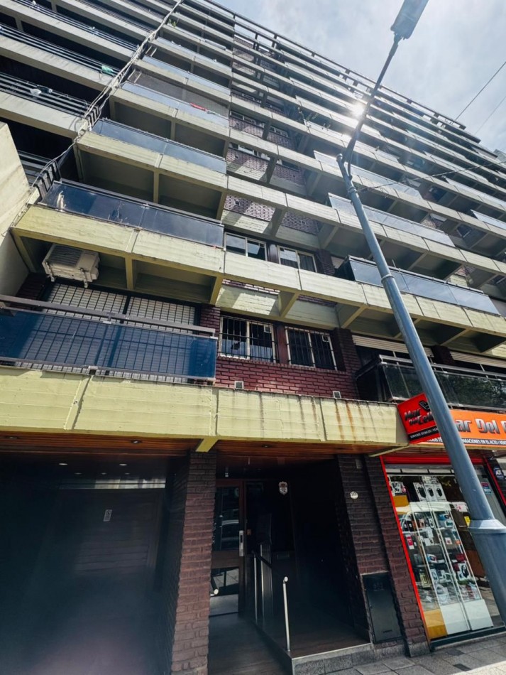 ALQUILER DEPARTAMENTO 3 AMBIENTES CON BALCON Y COCHERA