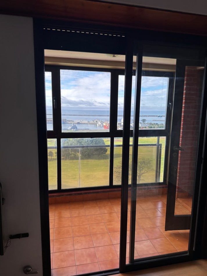 VENTA DEPARTAMENTO 2 AMBIENTES CON COCHERA,BAULERA Y VISTA AL MAR