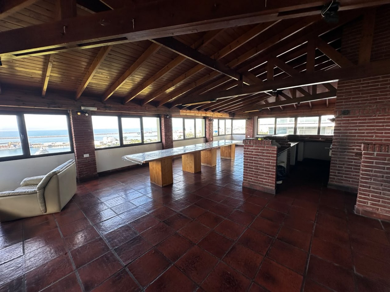 VENTA DEPARTAMENTO 2 AMBIENTES CON COCHERA,BAULERA Y VISTA AL MAR