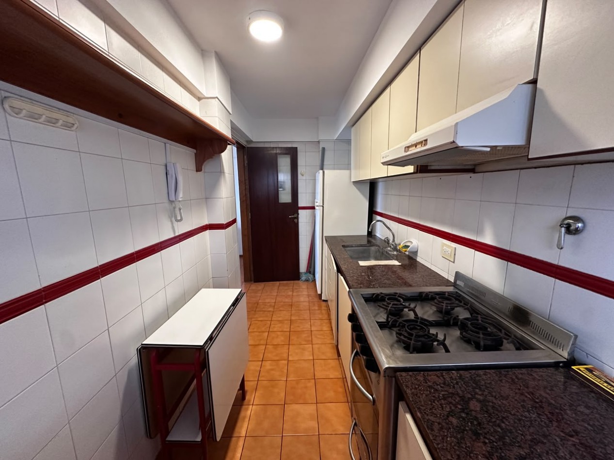 VENTA DEPARTAMENTO 2 AMBIENTES CON COCHERA,BAULERA Y VISTA AL MAR