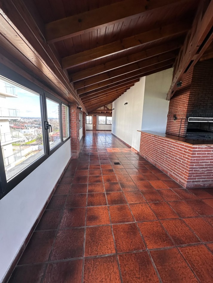VENTA DEPARTAMENTO 2 AMBIENTES CON COCHERA,BAULERA Y VISTA AL MAR