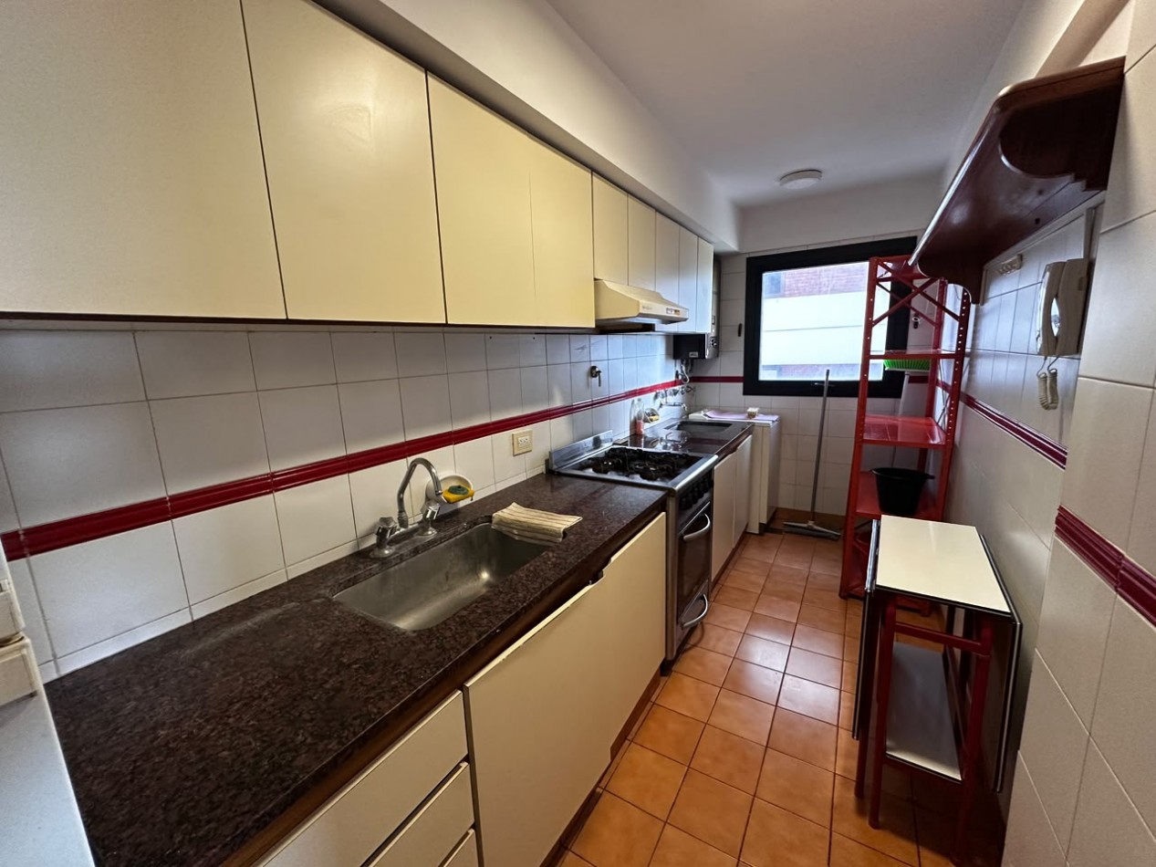 VENTA DEPARTAMENTO 2 AMBIENTES CON COCHERA,BAULERA Y VISTA AL MAR