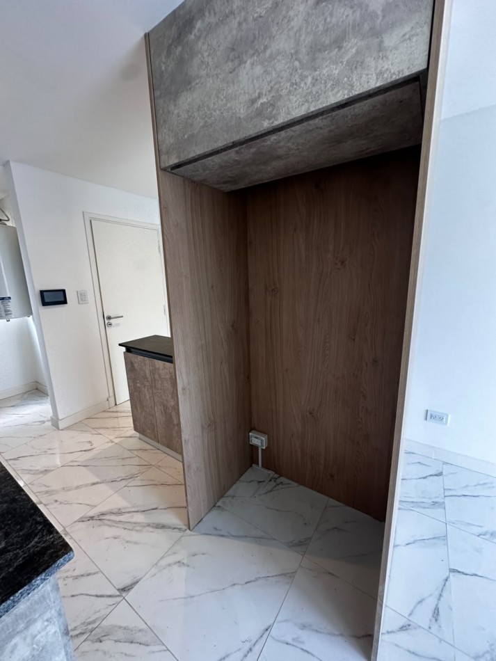 VENTA DEPARTAMENTO 2 AMBIENTES A ESTRENAR CON BALCON Y COCHERA