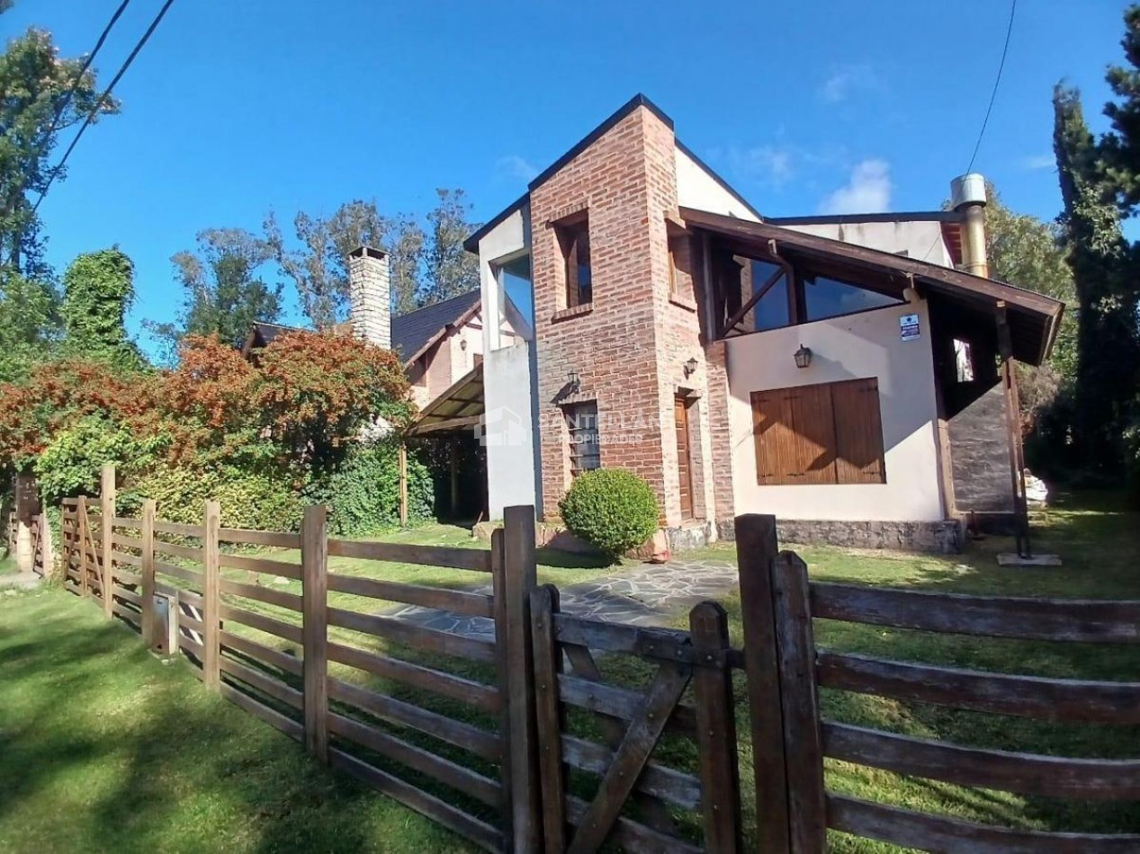 ALQUILER CASA BOSQUE PERALTA RAMOS 3 AMB