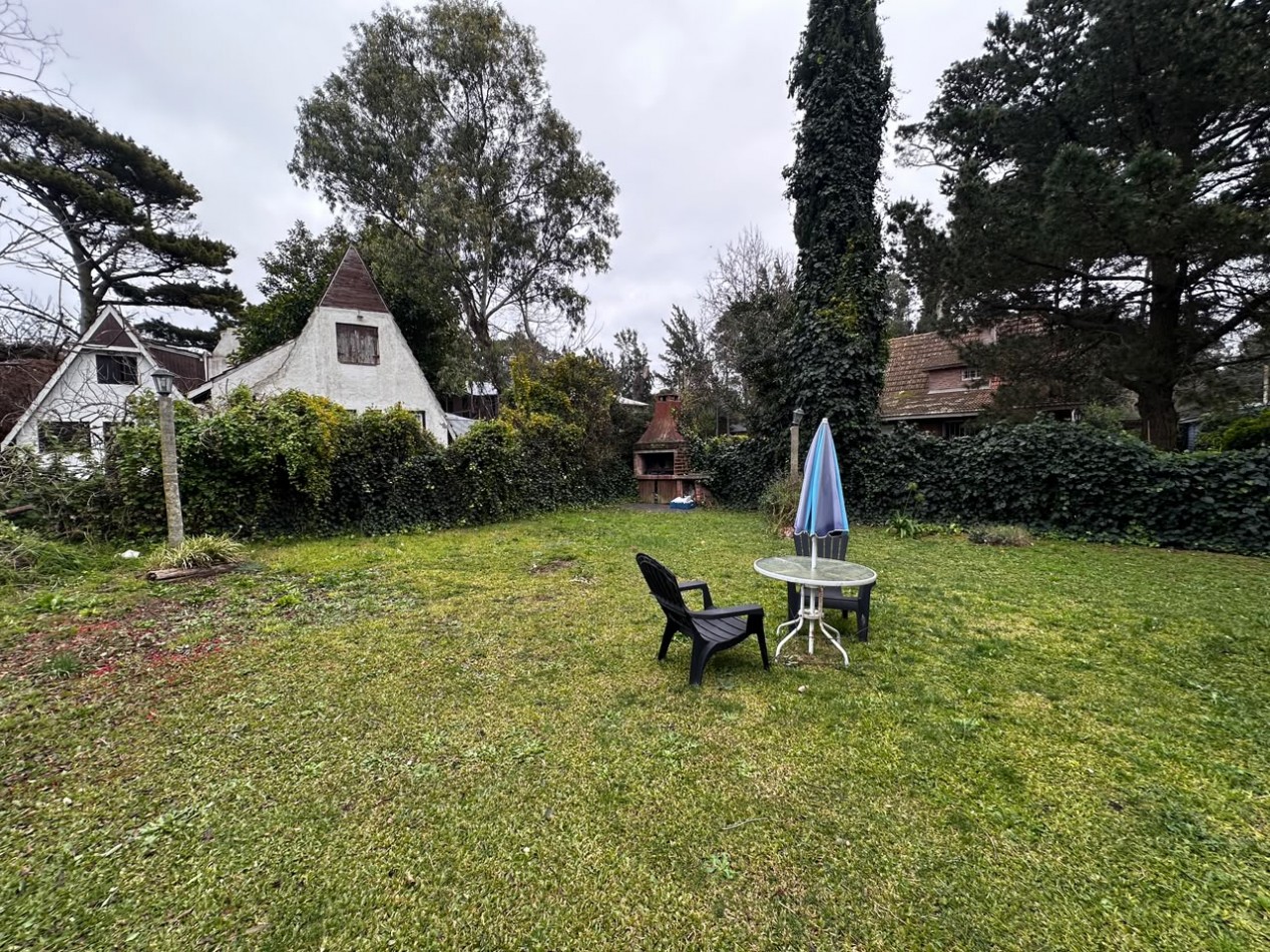 ALQUILER CASA BOSQUE PERALTA RAMOS 3 AMB