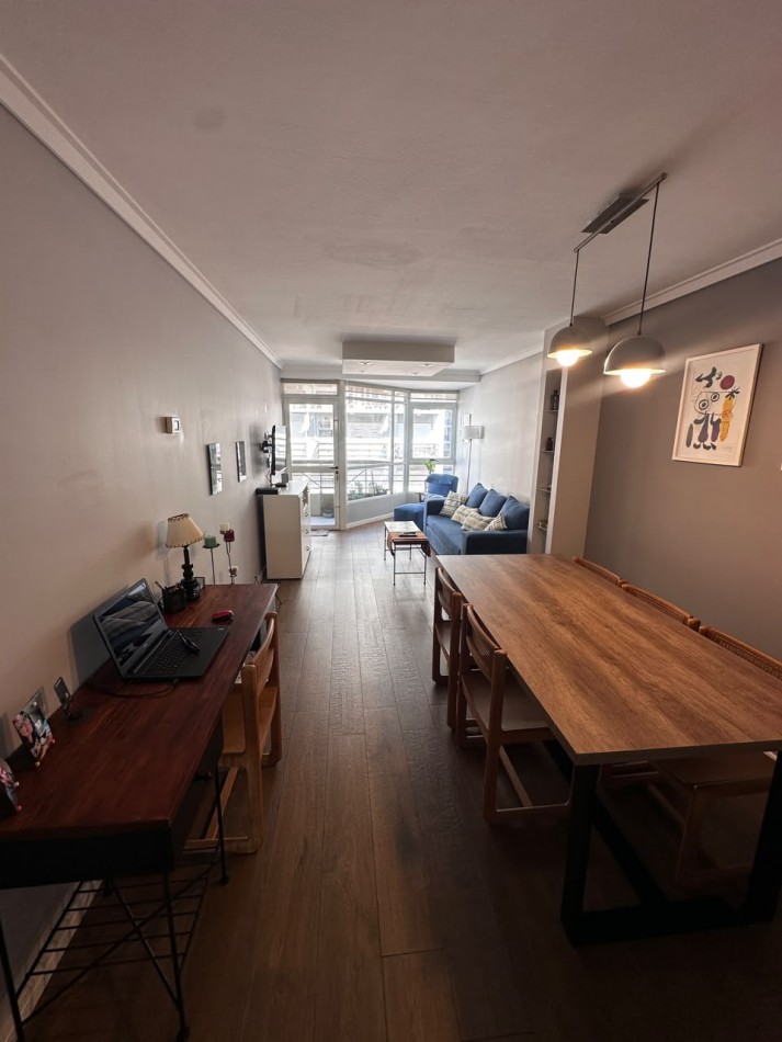 VENTA SEMIPISO DE 3 AMBIENTES CON VISTA LATERAL AL MAR EN LA PERLA