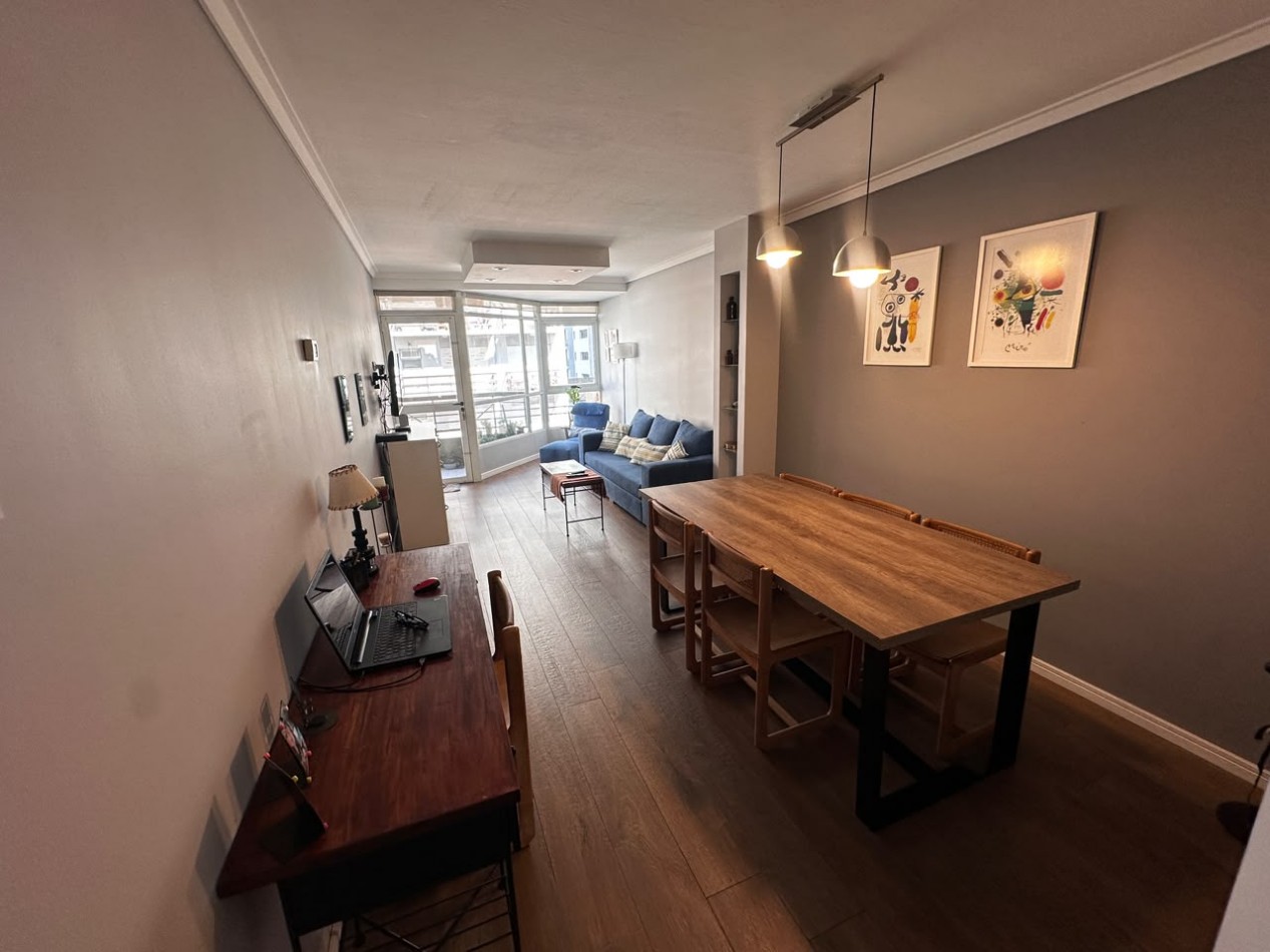 VENTA SEMIPISO DE 3 AMBIENTES CON VISTA LATERAL AL MAR EN LA PERLA