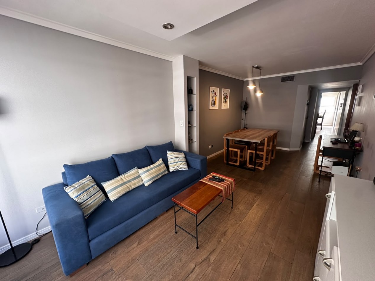 VENTA SEMIPISO DE 3 AMBIENTES CON VISTA LATERAL AL MAR EN LA PERLA