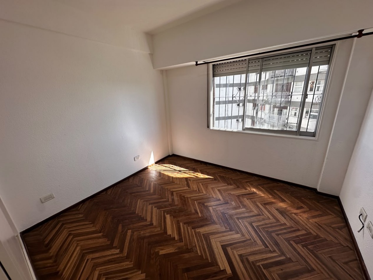 ALQUILER DEPARTAMENTO 3 AMBIENTES CON COCHERA