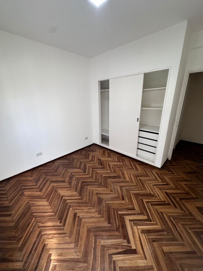 ALQUILER DEPARTAMENTO 3 AMBIENTES CON COCHERA