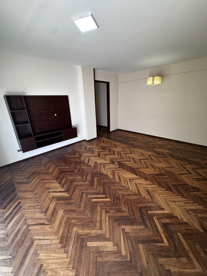 ALQUILER DEPARTAMENTO 3 AMBIENTES CON COCHERA